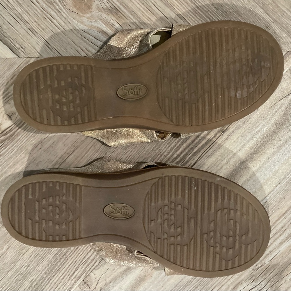 Metallic Sandals - Picture 2 of 4